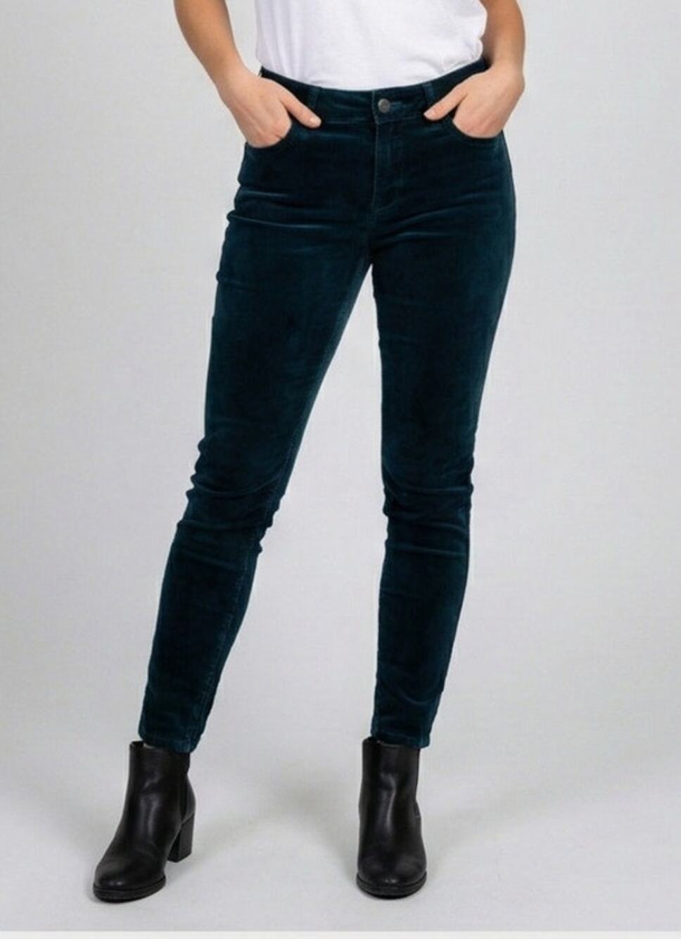 LC Lauren Conrad Womens Size 6 Black Velour Velvet Pants